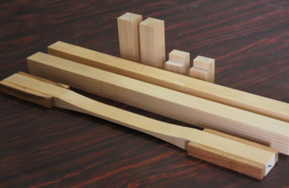 材料試験機による木材・木製品の強度性能評価